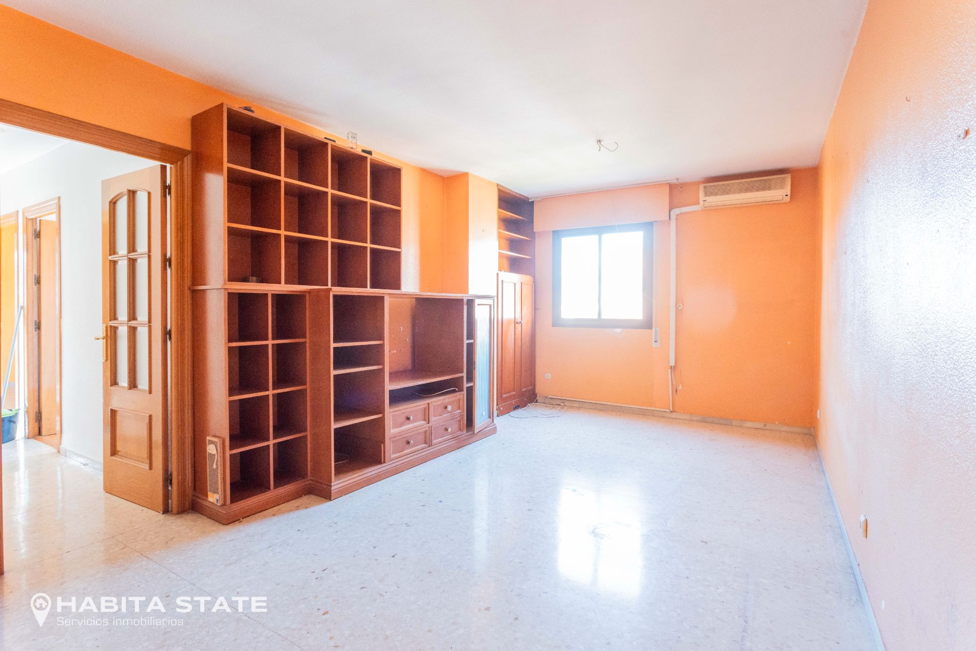 Living room of Flat for sale in  Almería Capital  with Air Conditioner and Furnished