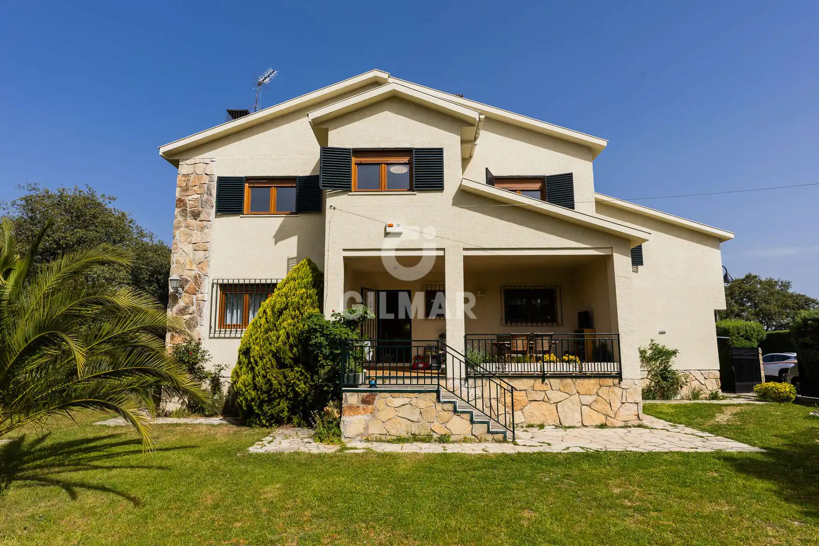 Vista exterior de Casa o chalet en venta en Galapagar con Calefacción, Jardín privado y Piscina