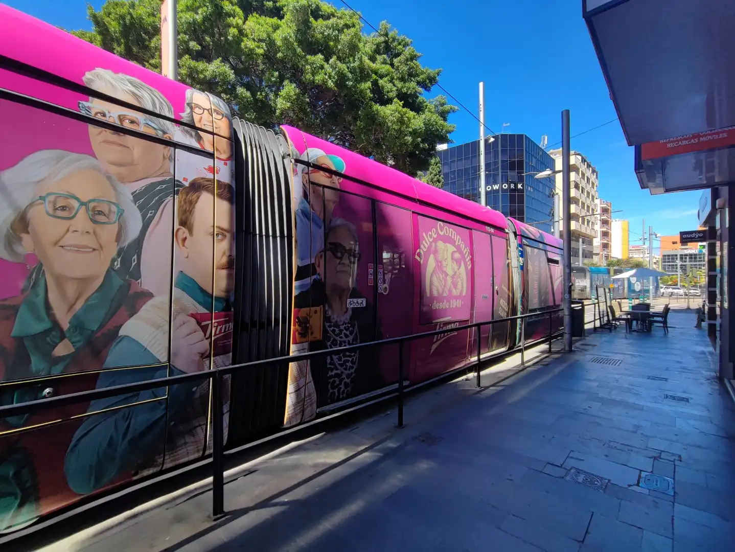 Außenansicht von Wohnung zur Miete in Santa Cruz de Tenerife mit Klimaanlage, Terrasse und Ofen