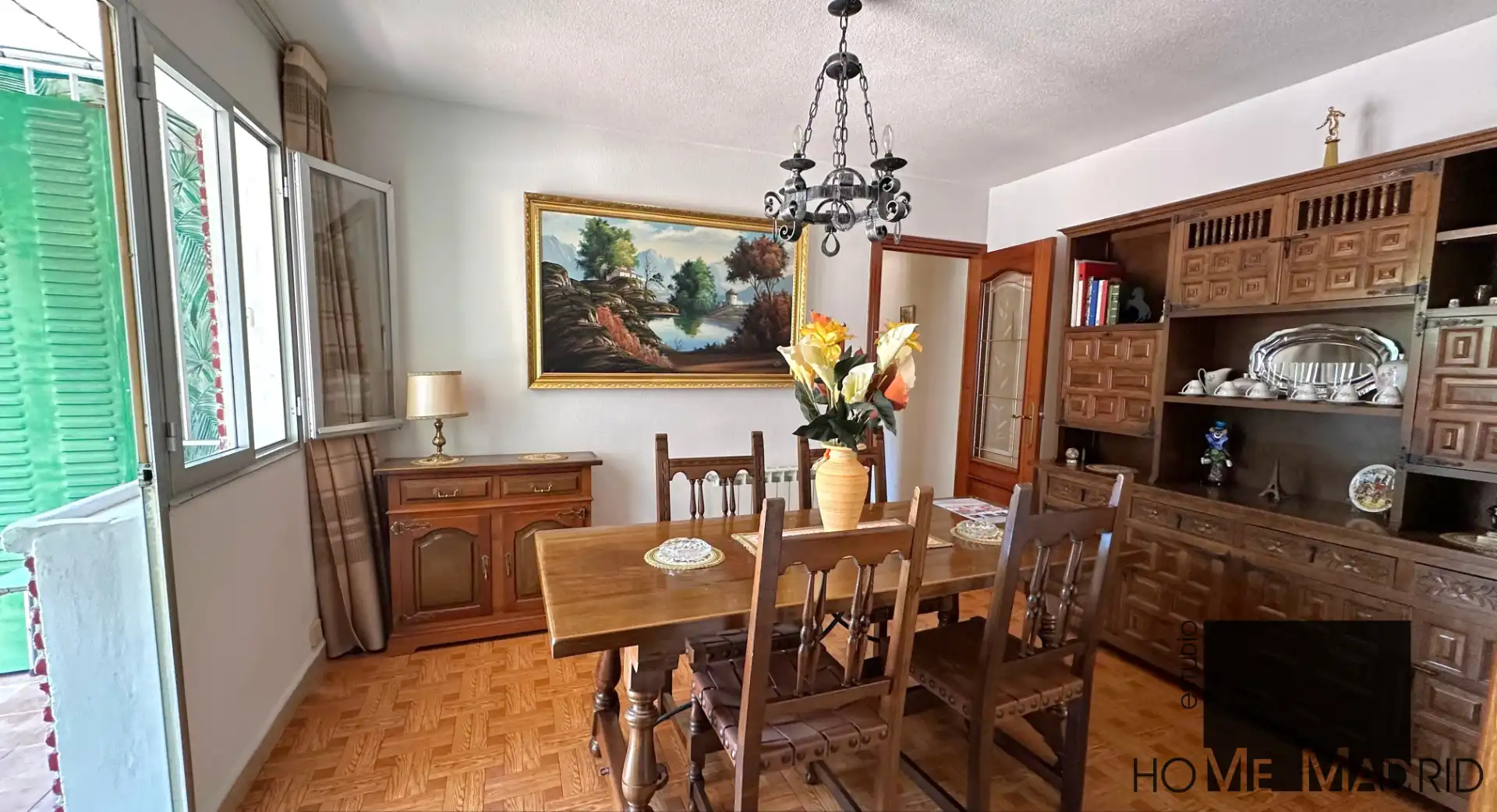 Comedor de Piso en venta en  Madrid Capital con Calefacción y Terraza