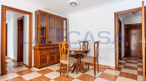 Foto 5 de Piso en venta en Avenida de la Barzola, El Torrejón - El Cerezo, Sevilla Capital