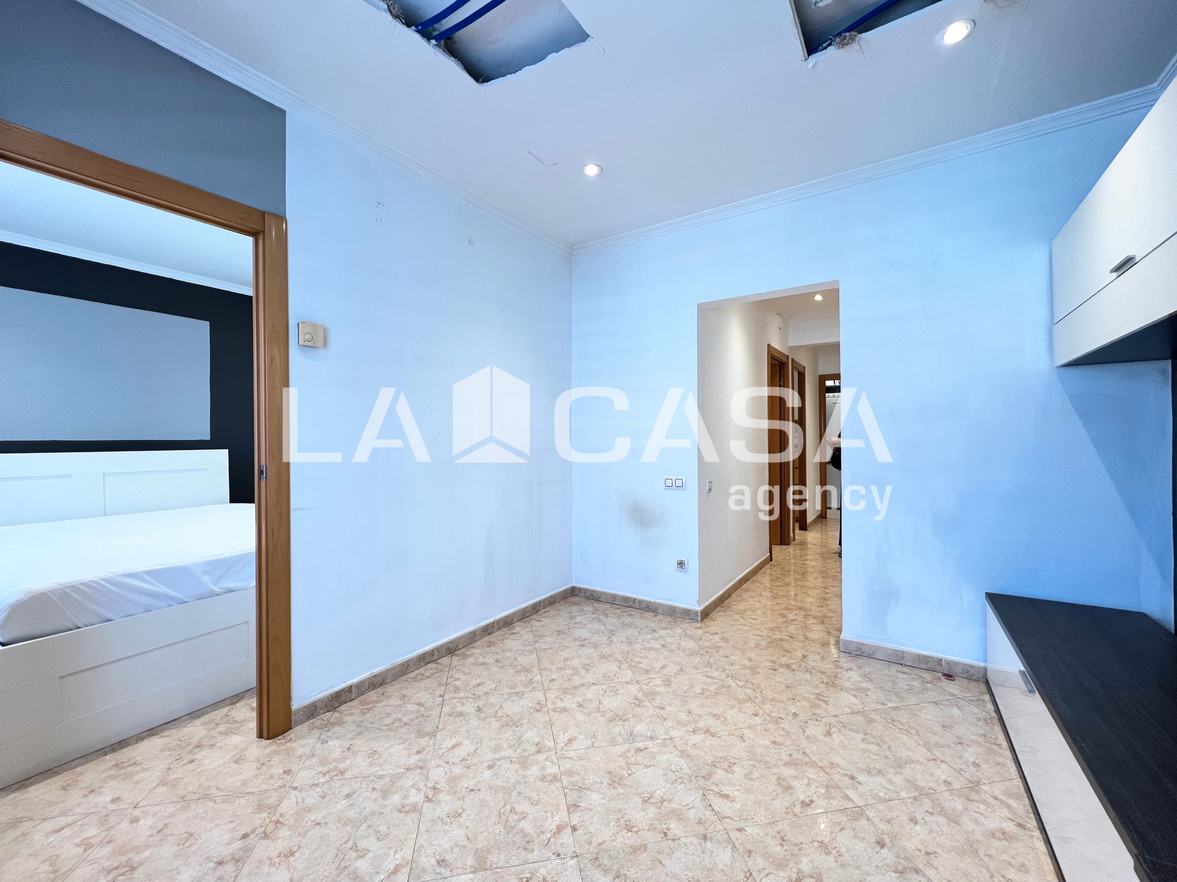 Flat for sale in Badalona