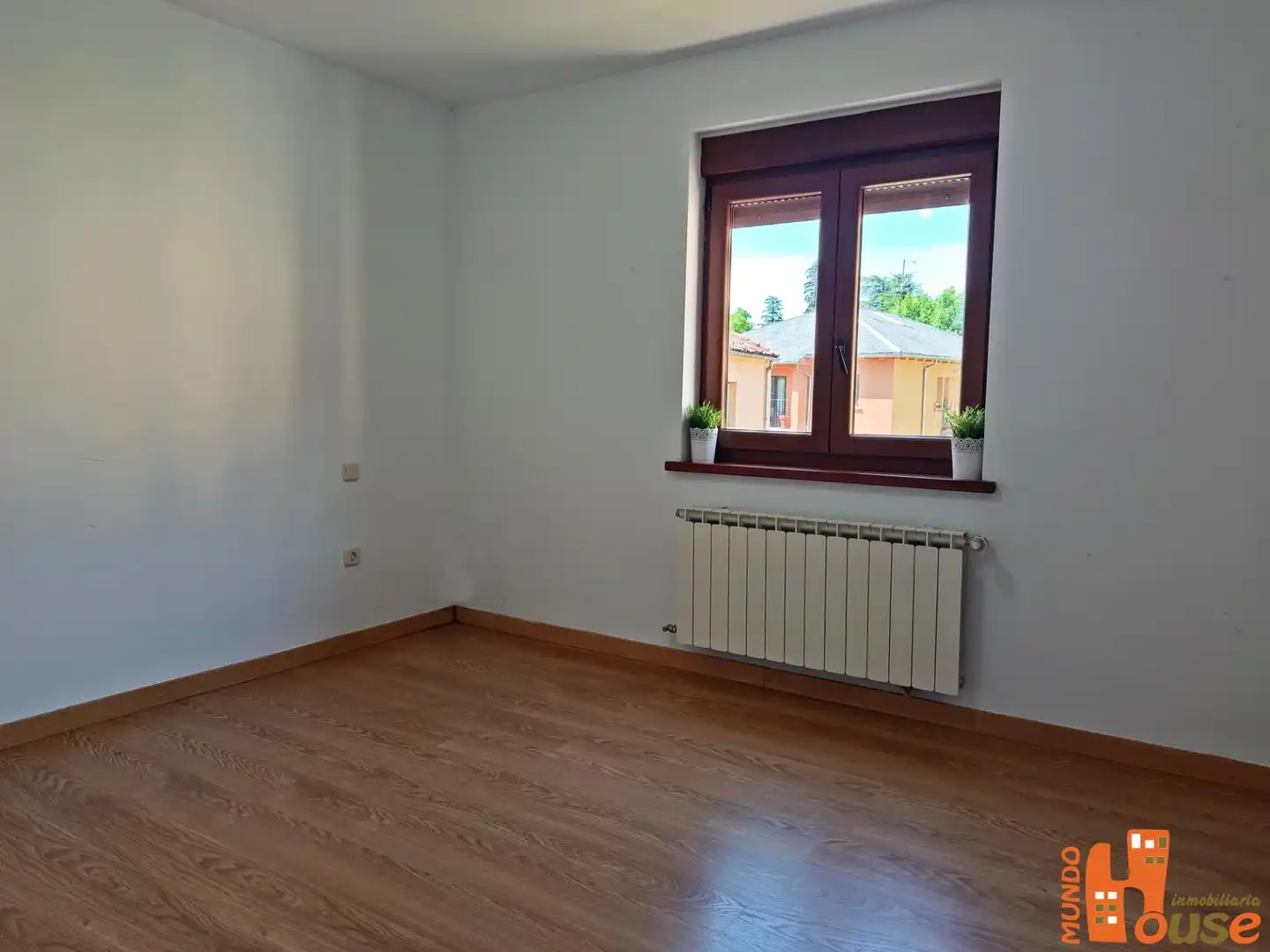 Bedroom of Flat for rent in Real Sitio de San Ildefonso  with Heating