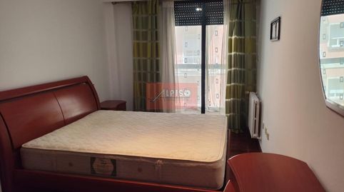 Foto 5 de Piso de alquiler en Ventiun, Ourense Capital