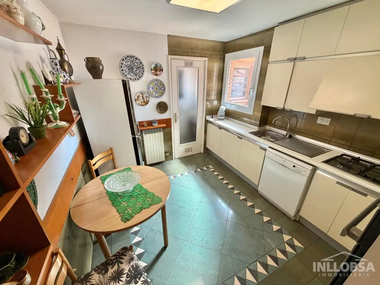 Cocina de Piso en venta en Manresa con Calefacción y Terraza