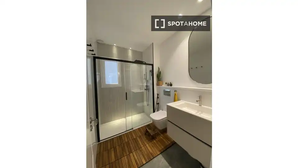Piso con terraza en alquiler en L'Eixample, imagen 9