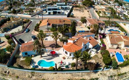 Vista exterior de Casa o xalet en venda en Rojales amb Aire condicionat i Piscina