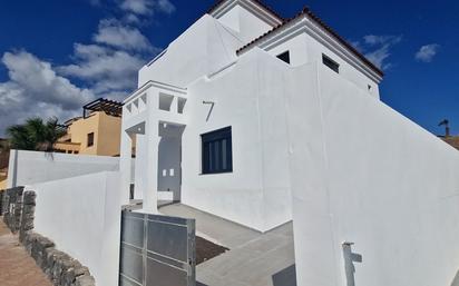 Exterior view of House or chalet for sale in San Miguel de Abona  with Private garden, Terrace and Swimming Pool