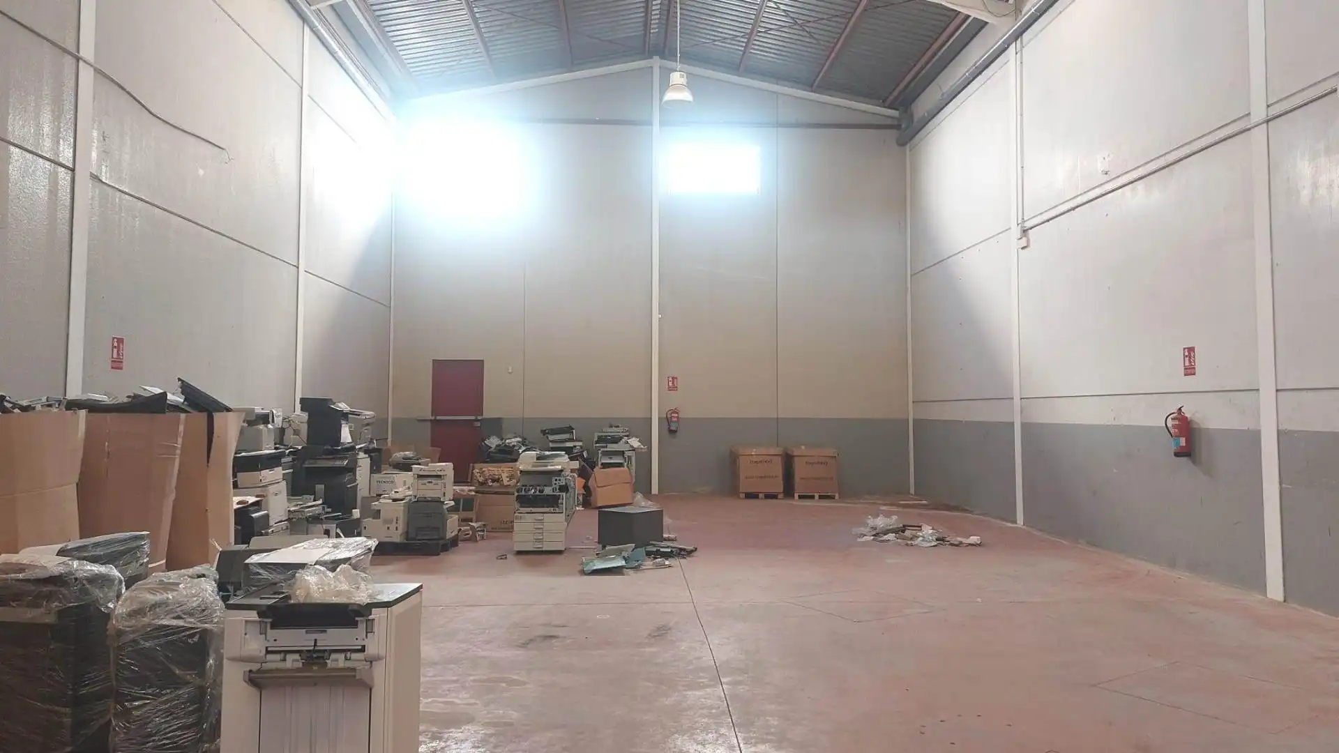 Nave industrial de alquiler en Santa Pola