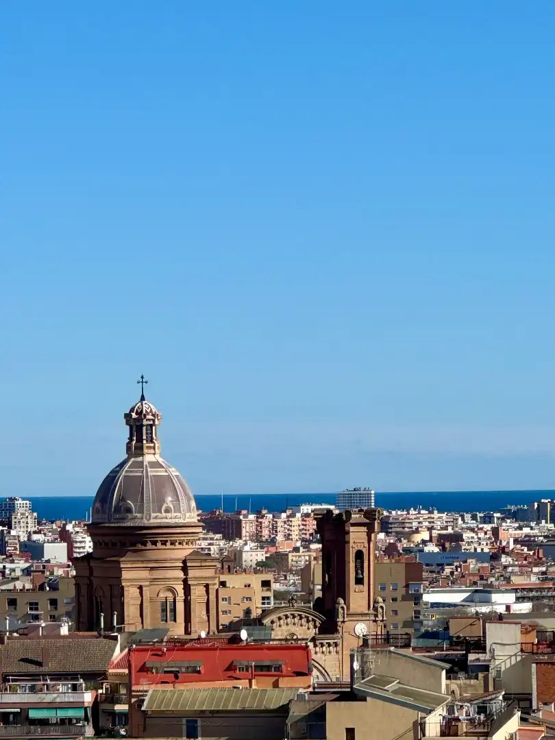 Vista exterior de Àtic en venda en Barcelona amb Aire condicionat, Calefacció i Parquet