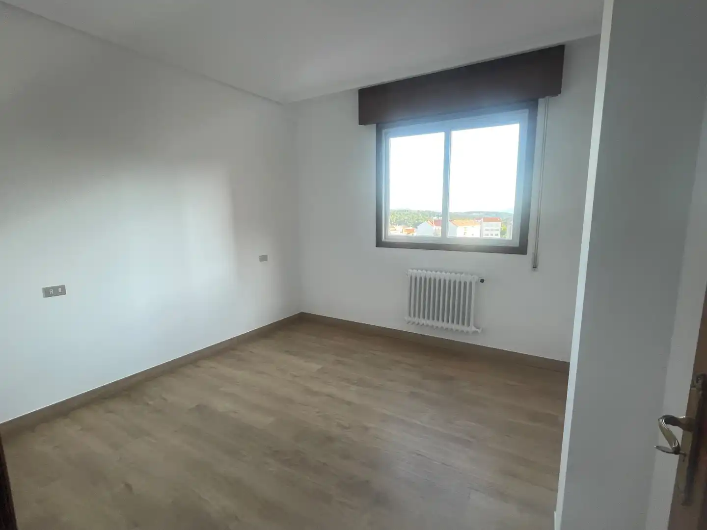 Schlafzimmer von Wohnung zur Miete in O Carballiño   mit Heizung, Parkett und Terrasse