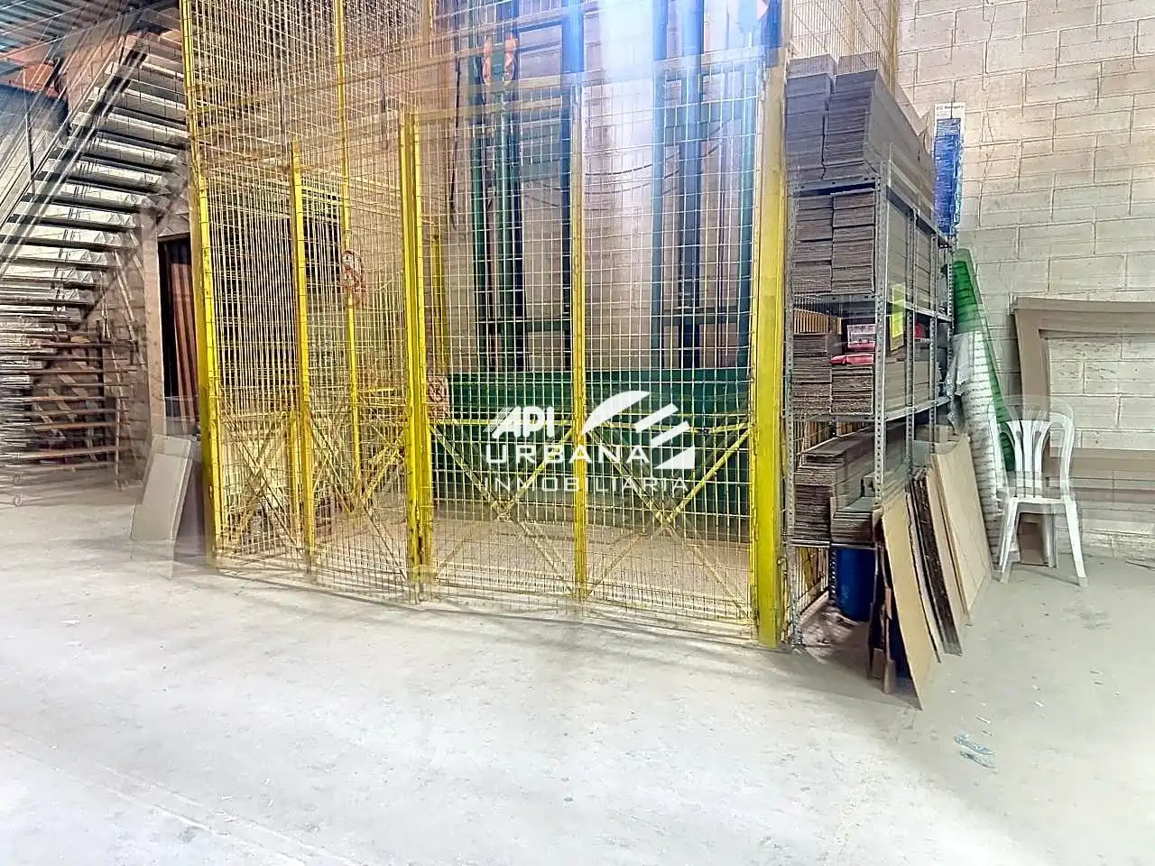 Nave industrial en venta en Lucena
