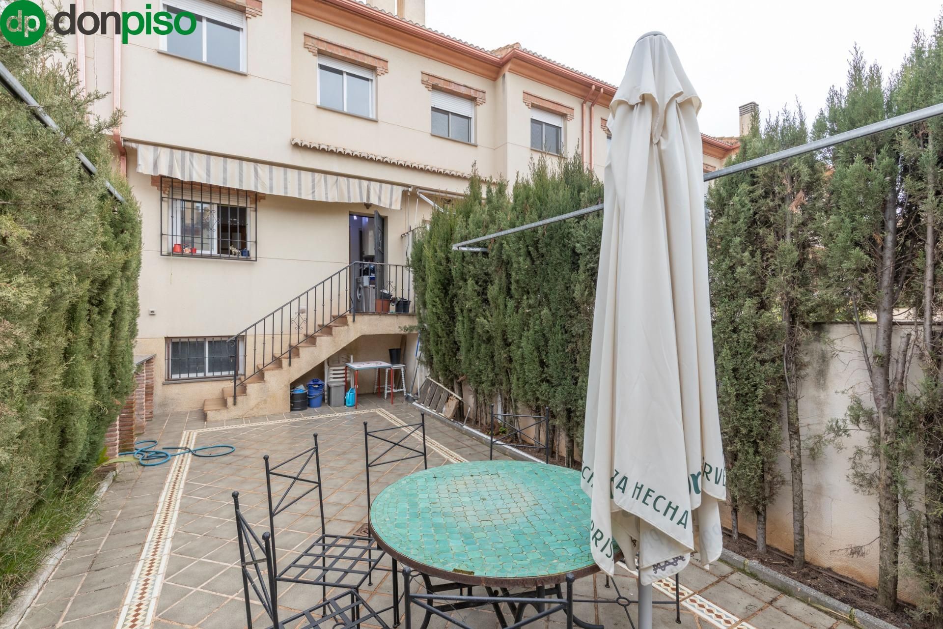 Terrassa de Casa adosada en venda en Ogíjares amb Aire condicionat, Terrassa i Traster