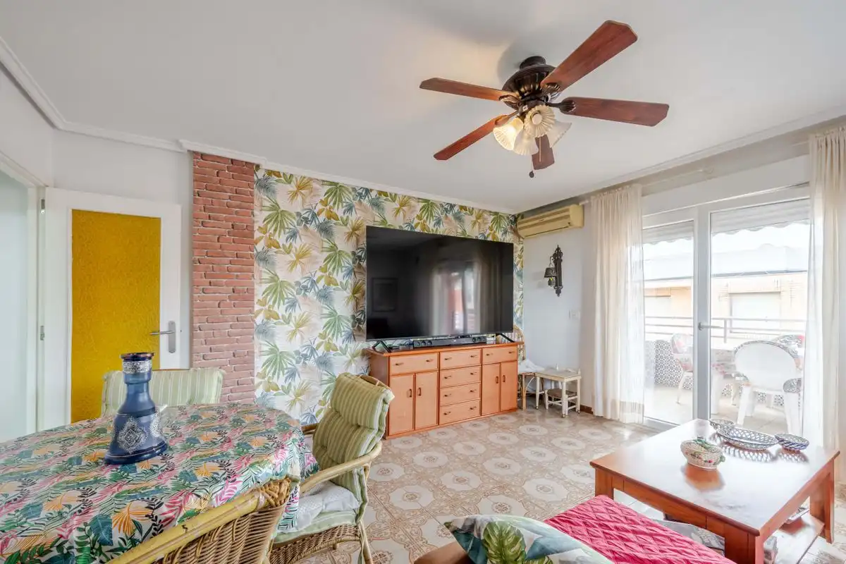 Piso con ascensor en venta en Calle San Miguel de Salinas, imagen 4