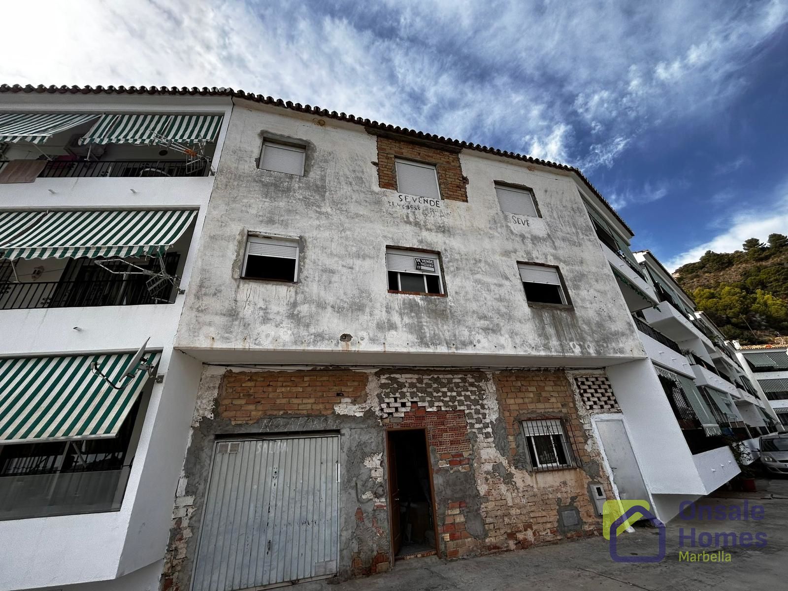 Exterior view of Building for sale in Ojén