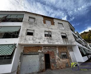 Vista exterior de Edifici en venda en Ojén