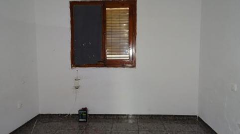 Photo 2 of Flat for sale in Pirineus, Fondo, Barcelona