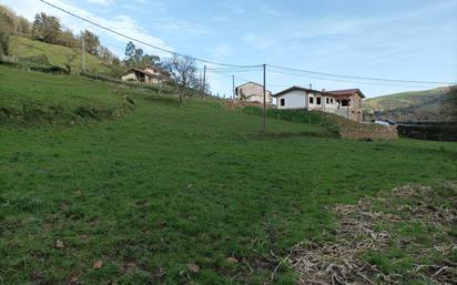 Residencial en venda en Corvera de Toranzo