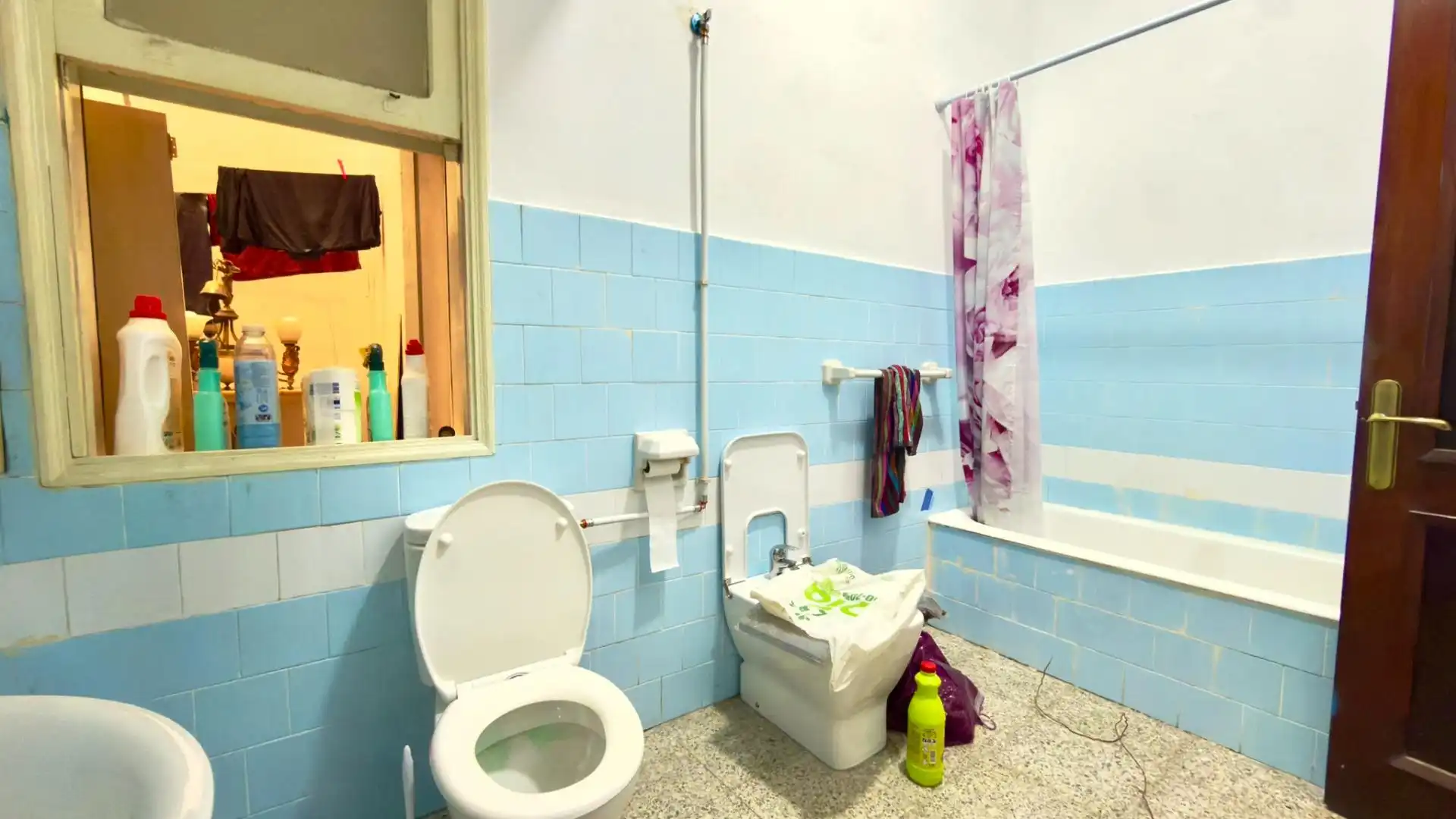 Bathroom of Flat for sale in Ribadavia  with Heating, Furnished and Balcony