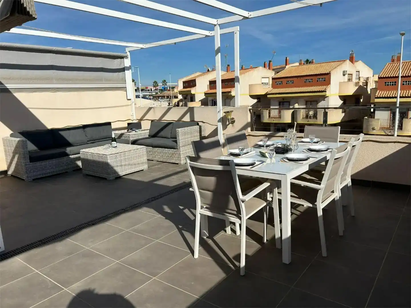 Terrasse von Wohnung zum Verkauf in Orihuela mit Klimaanlage, Schwimmbad und Balkon