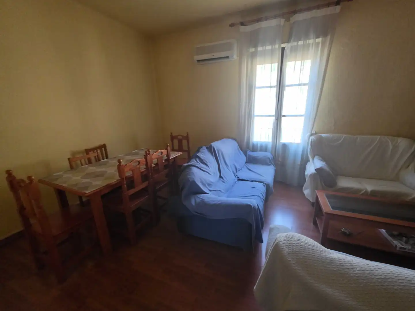Sala de estar de Piso de alquiler en Toledo con Aire acondicionado, Calefacción y Amueblado