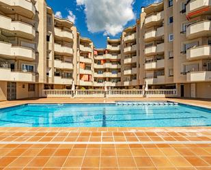 Piscina de Pis en venda en Sant Andreu de Llavaneres amb Piscina comunitària