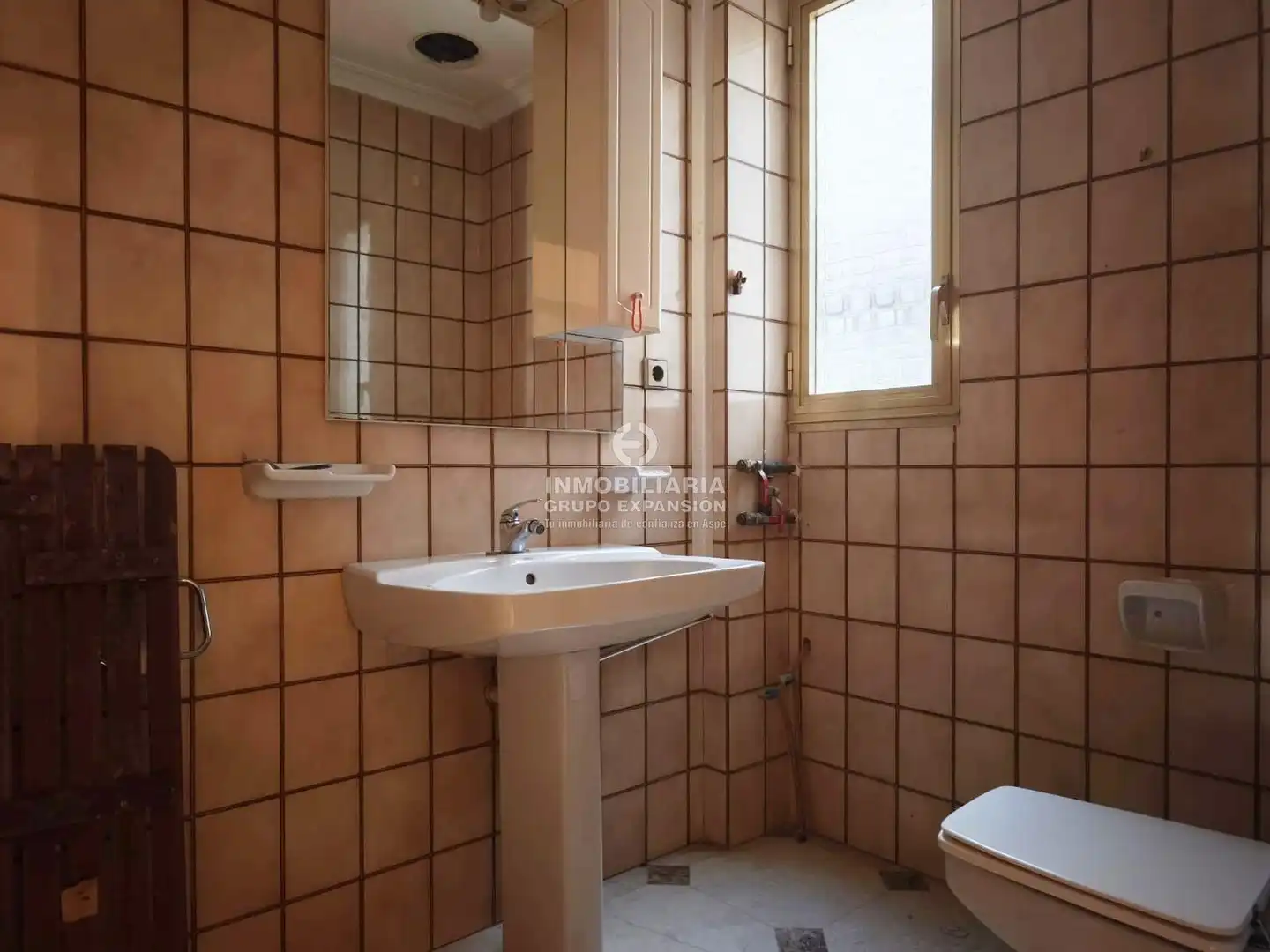 Baño de Piso en venta en Novelda