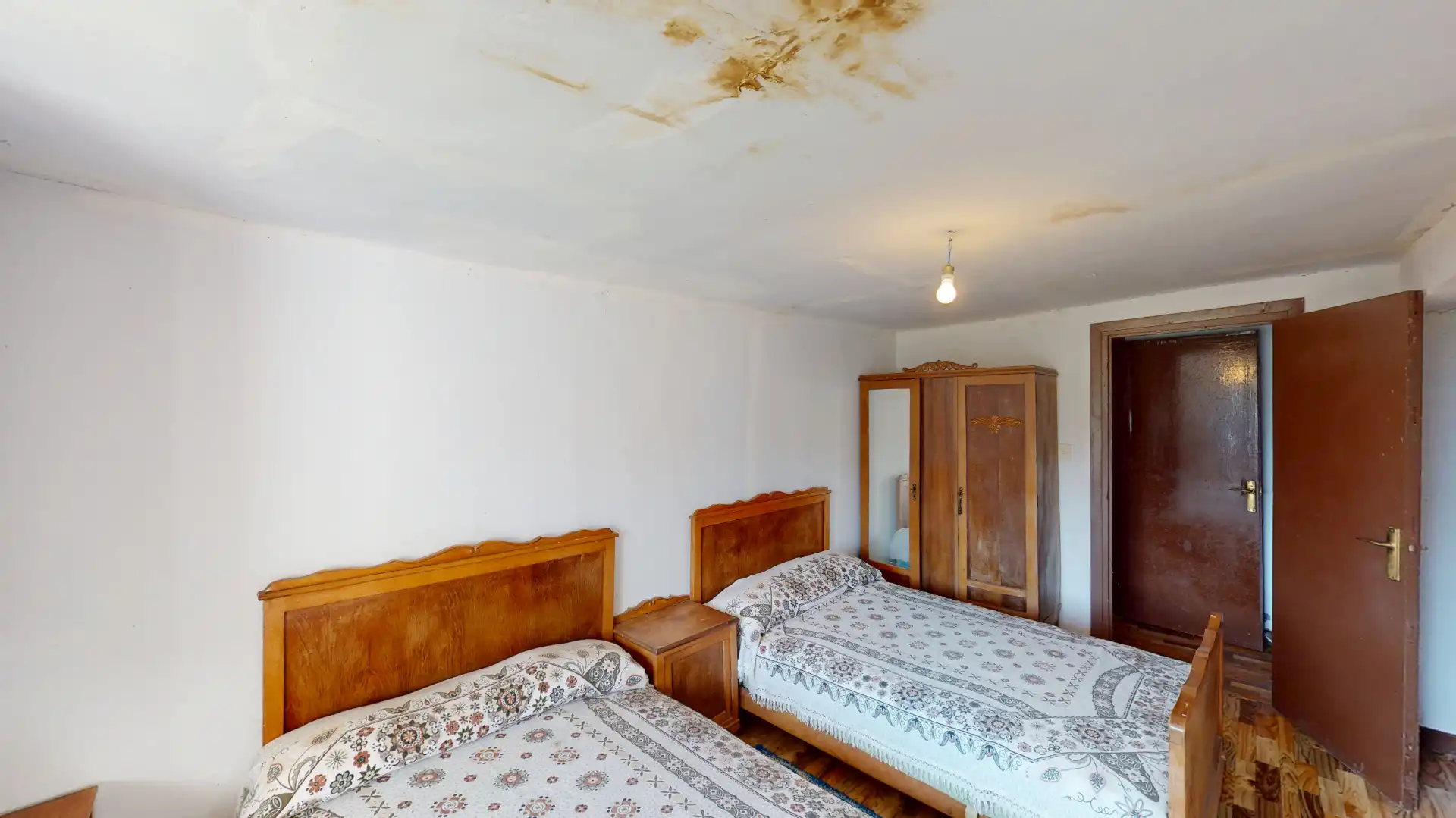 Habitación de Casa adosada en venta en Zegama con Jardín privado y Amueblado