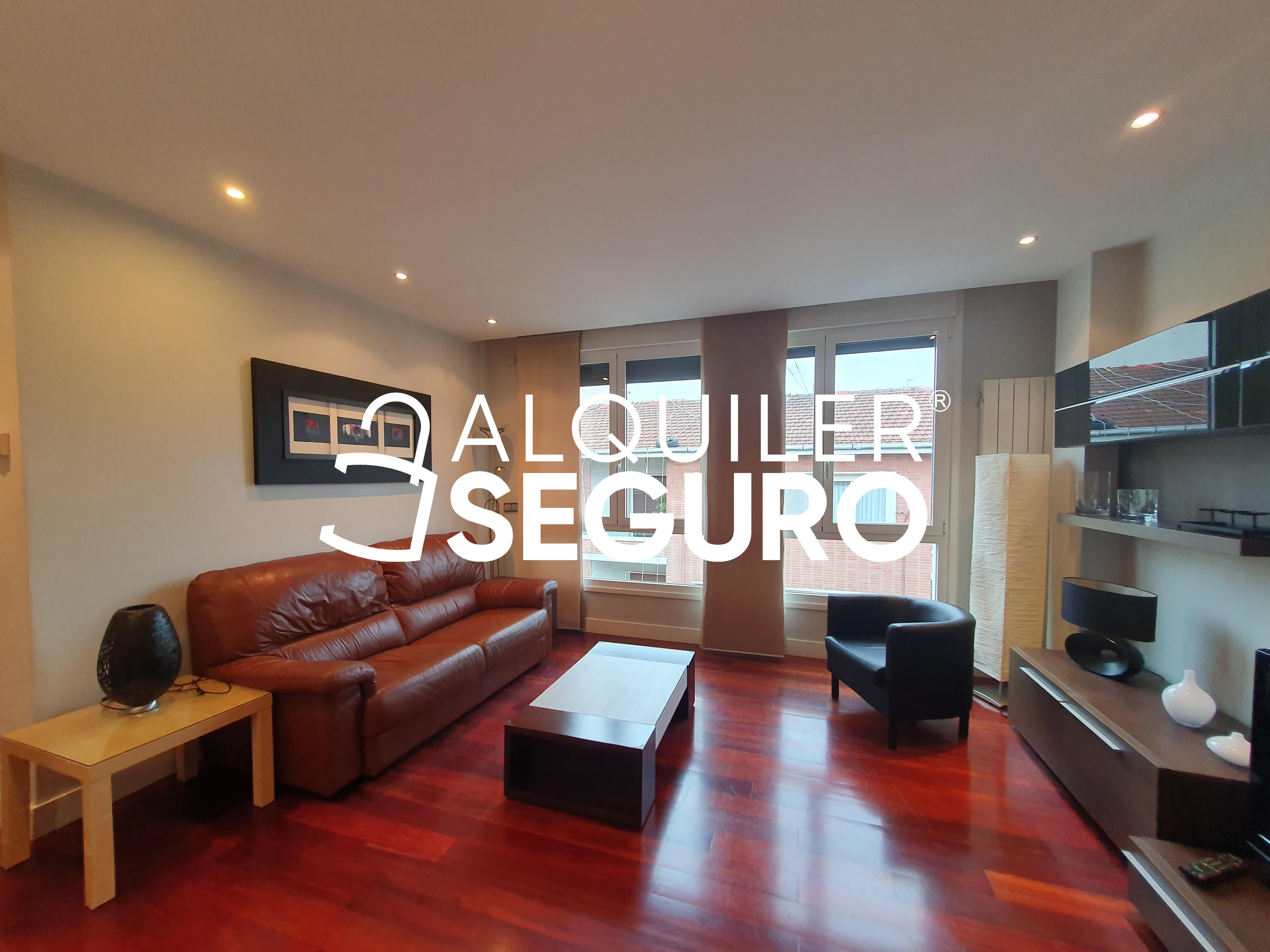 Living room of Flat to rent in Getxo   with Heating and Furnished