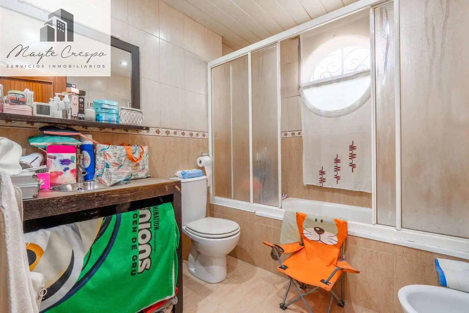 Badezimmer von Einfamilien-Reihenhaus zum Verkauf in Ogíjares mit Klimaanlage und Gemeinschaftspool