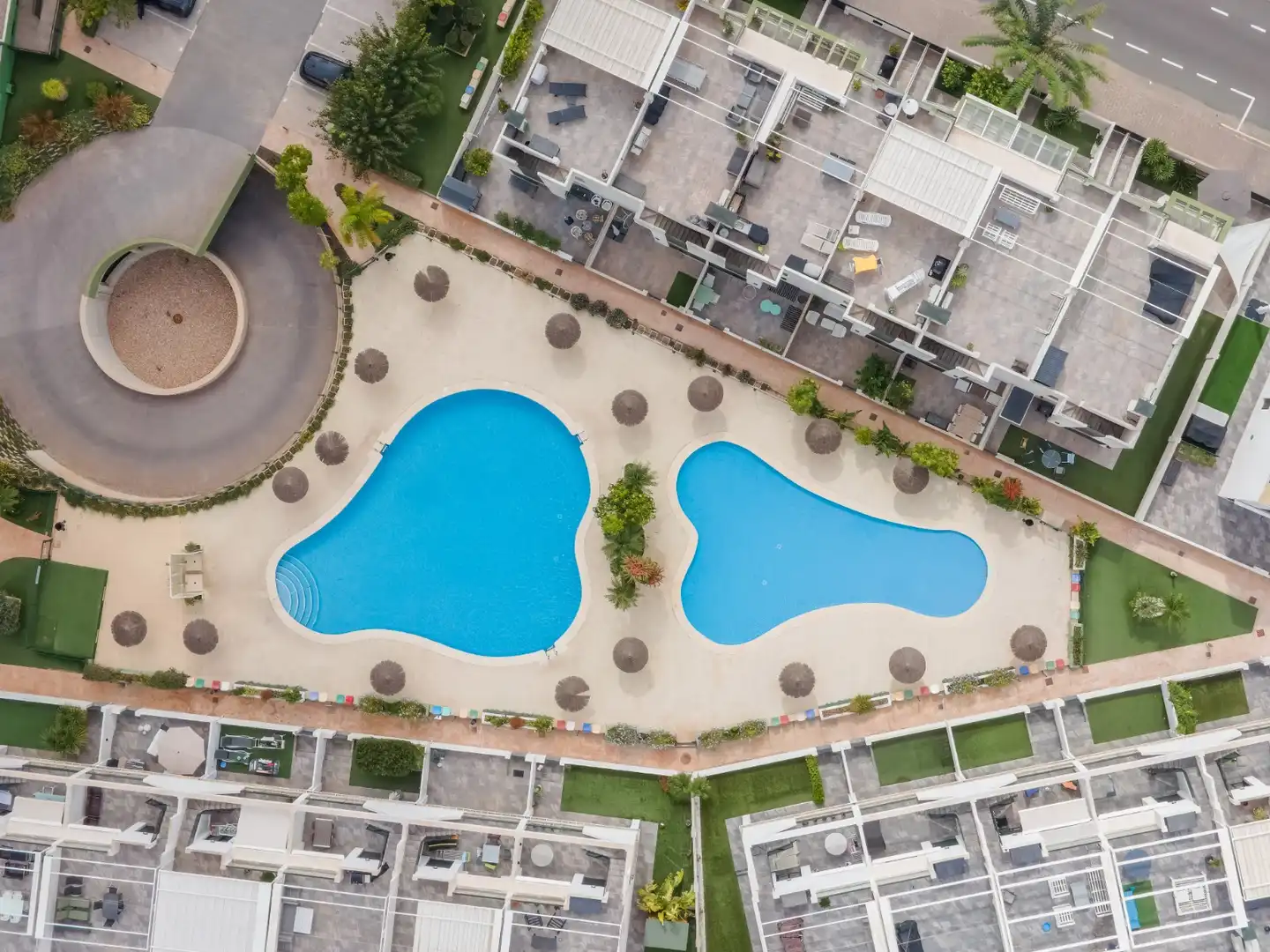 Piano terra con piscina in vendita a Mil Palmeras