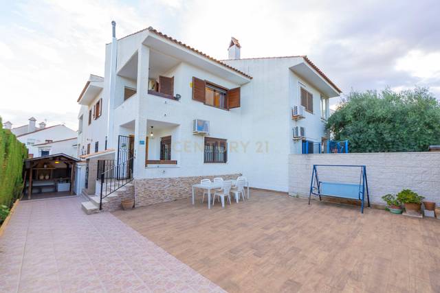 Apartamento en Alquiler en CL MANISES 25L'ALFAS DEL PI (ALICANTE), 25 en Escandinavia - Cautivador