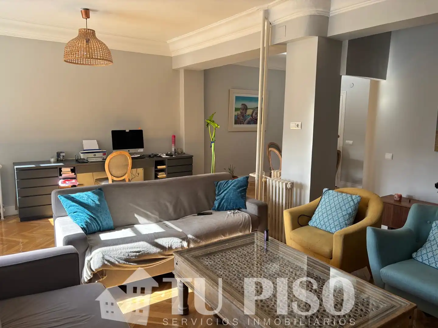 Sala de estar de Piso en venta en Madrid con Calefacción, Trastero y Amueblado