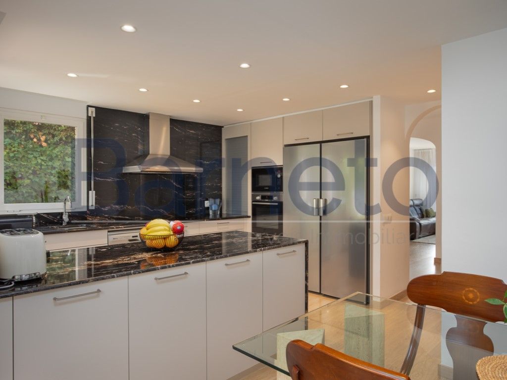 Cocina de Casa o chalet en venta en Girona Capital con Aire acondicionado