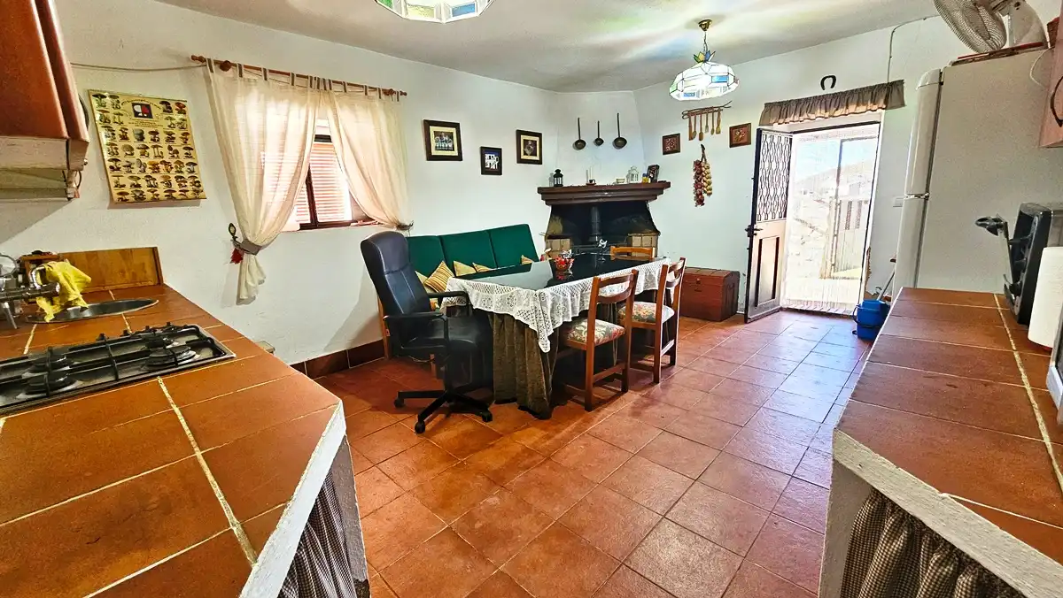 Menjador de Casa o xalet en venda en Almonaster la Real amb Jardí privat, Terrassa i Traster