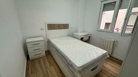 Photo 4 of Flat to share in Calle Calle de Rivadavia, 4, 4, Camino de Ronda,  Granada Capital