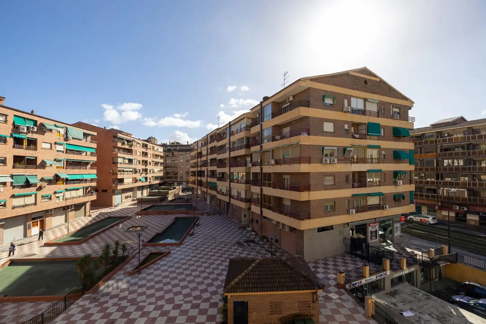 Exterior view of Flat for sale in Granada  with Air Conditioner, Terrace and Storage room