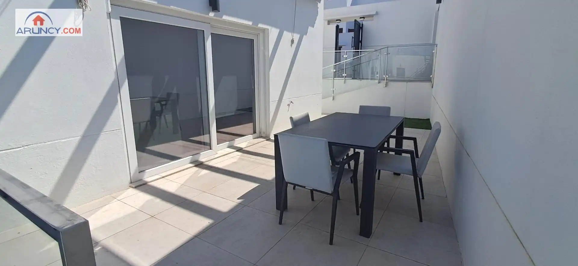 Terrassa de Casa o xalet de lloguer en Montequinto amb Aire condicionat, Jardí privat i Traster