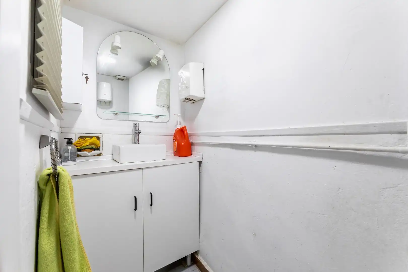 Badezimmer von Wohnungen zum Verkauf in Madrid