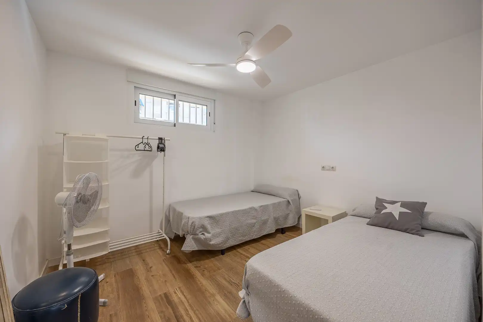 Habitación de Piso en venta en Benidorm con Piscina, Amueblado y Piscina comunitaria