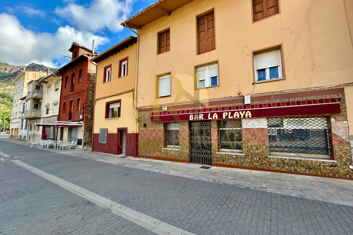 Casa en venda a Calle Paseo Salinas
