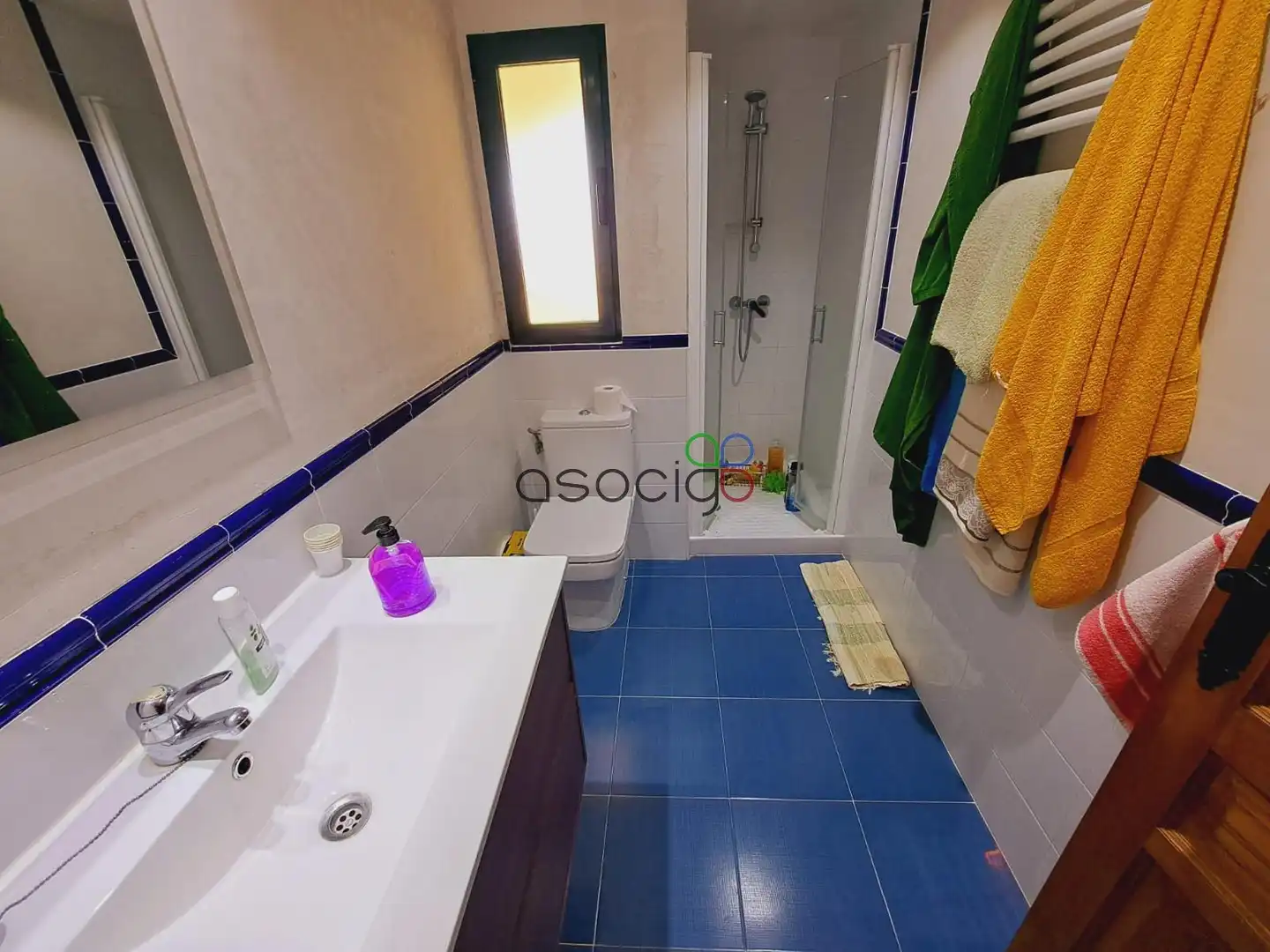 Baño de Casa o chalet en venta en Solanillos del Extremo con Calefacción, Trastero y Piscina