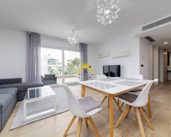 Piso en Alquiler en Puerto Deportivo