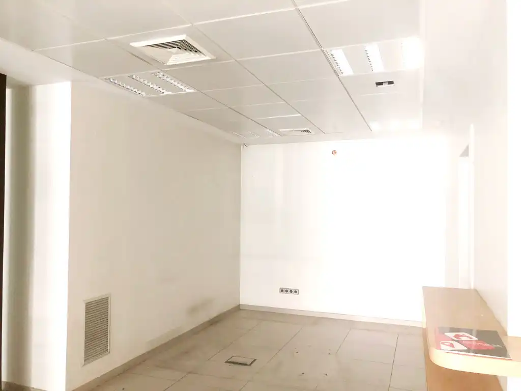 Local comercial de lloguer a Avenida de Valladolid, imagen 13