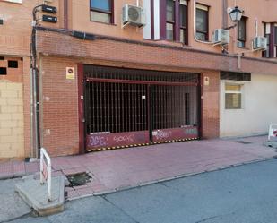 Garage to rent in Calle de San Félix de Alcalá, Estación - Parque O'Donnell