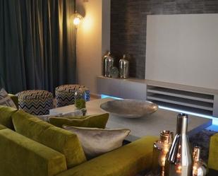 Living room of Single-family semi-detached for sale in Marbella  with Air Conditioner, Terrace and Storage room