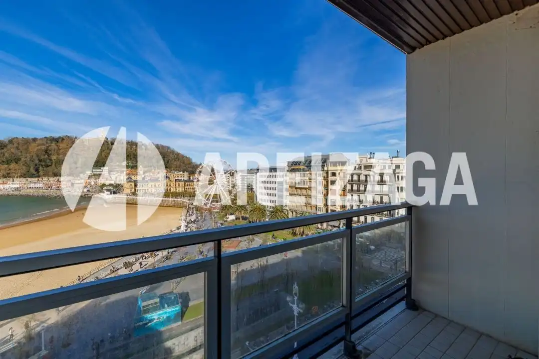 Terrace of Flat for sale in Donostia - San Sebastián   with Air Conditioner, Heating and Terrace