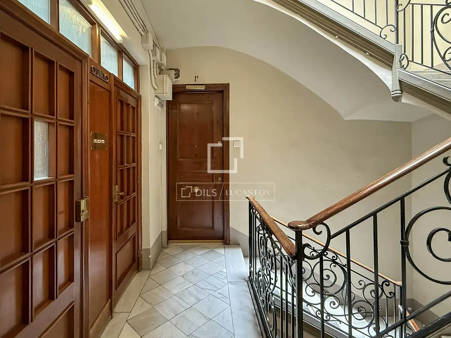 Flat for sale in Barcelona  with Air Conditioner, Heating and Terrace