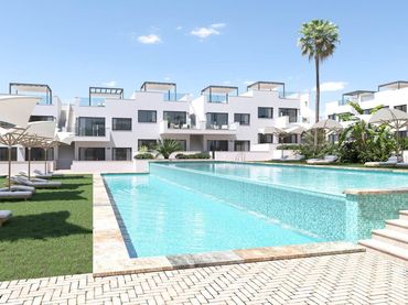 Bungalow avec piscine à vendre à Los Balcones - Los Altos