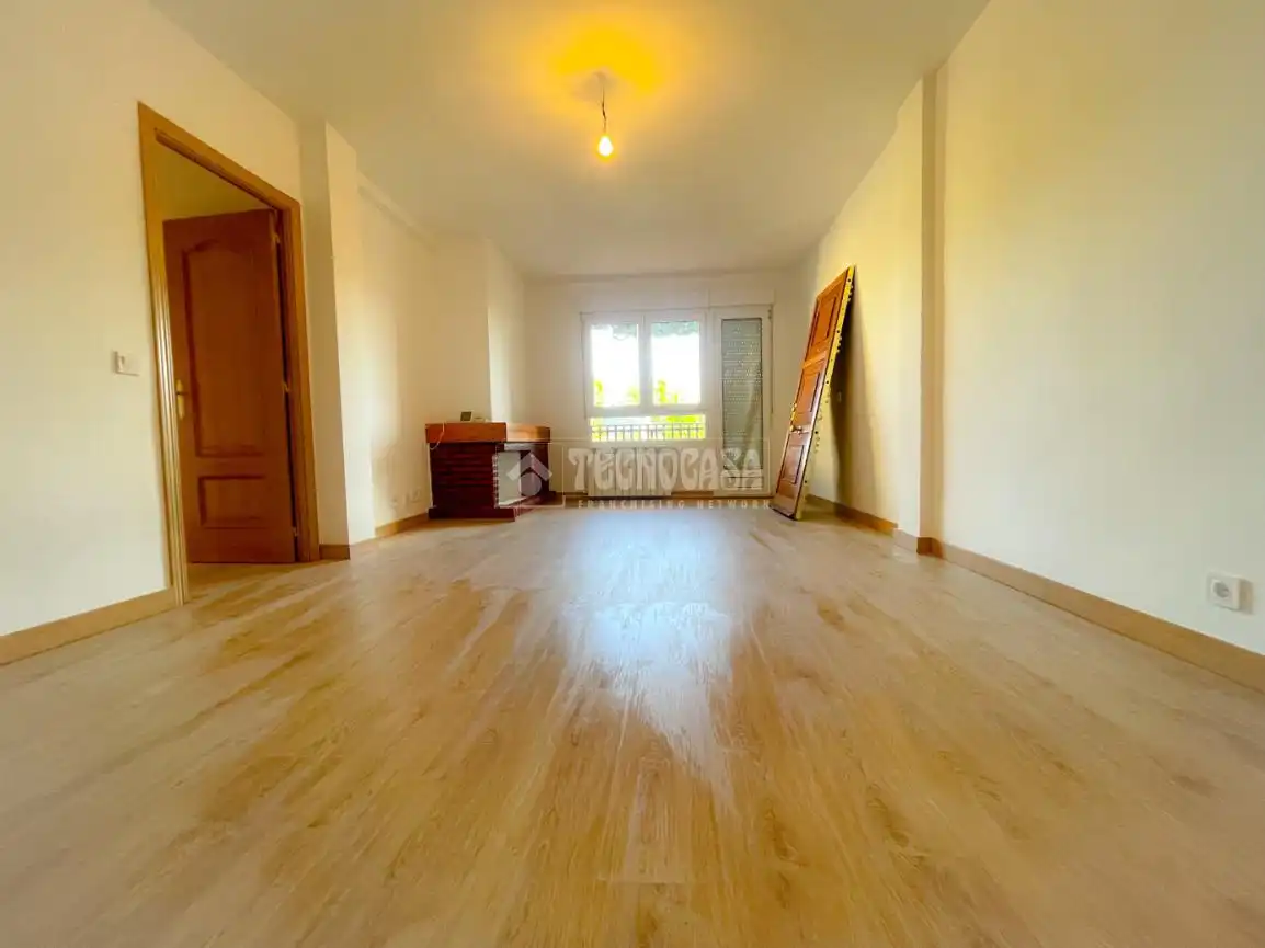 Habitación de Piso en venta en Guadarrama con Calefacción, Terraza y Trastero